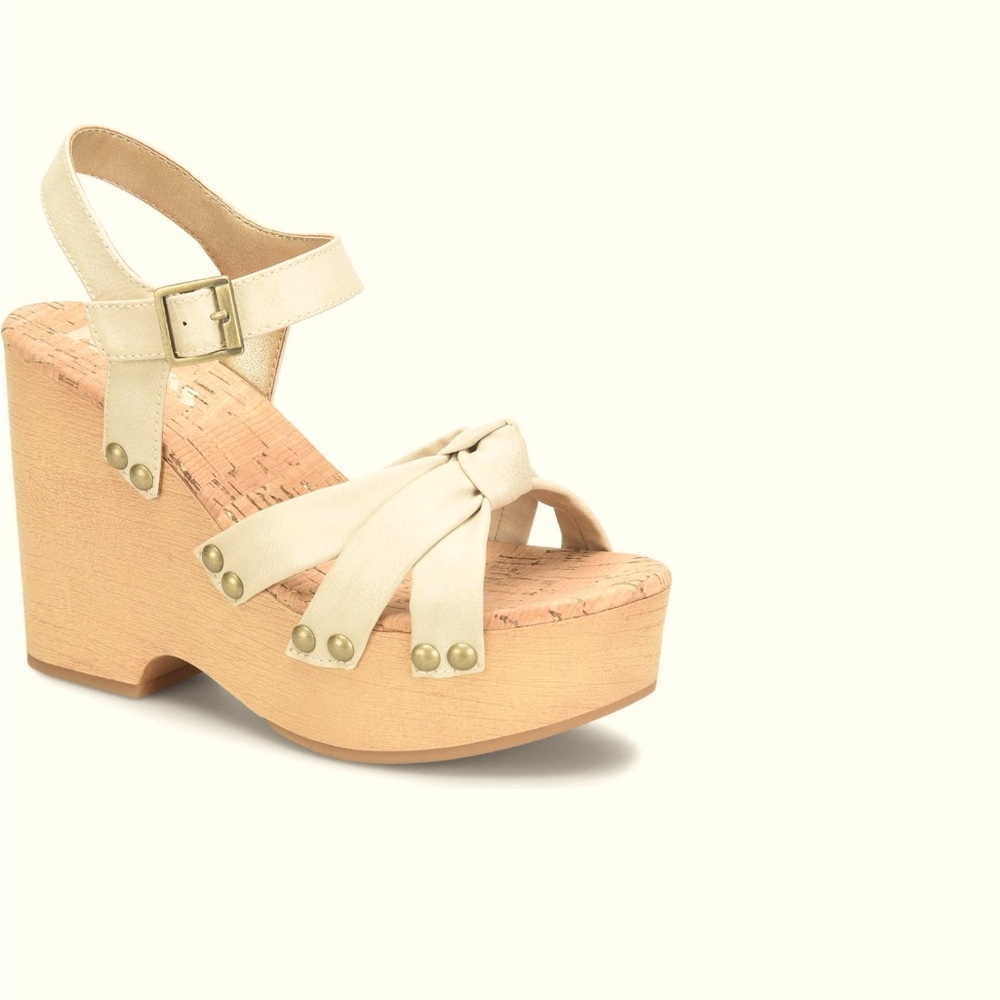 Lined with real cork, the Dawson Wedge Sandals from Korks look great w dress
